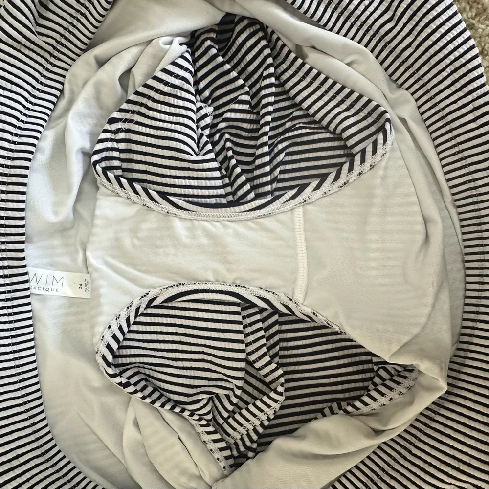 Cacique Swim Suit 42DDD Top sz 24 Bottom Navy White Seersucker Tankini Plunge - Picture 11 of 15